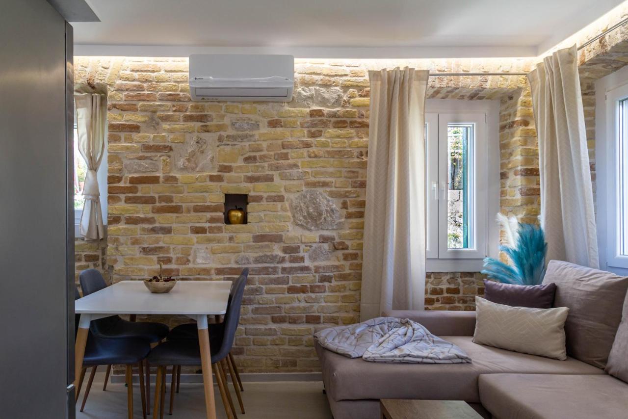 Castello Nuovo By Corfuescapes Apartment *